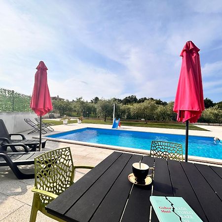 Villa Casa Storija Novigrad  Luaran gambar