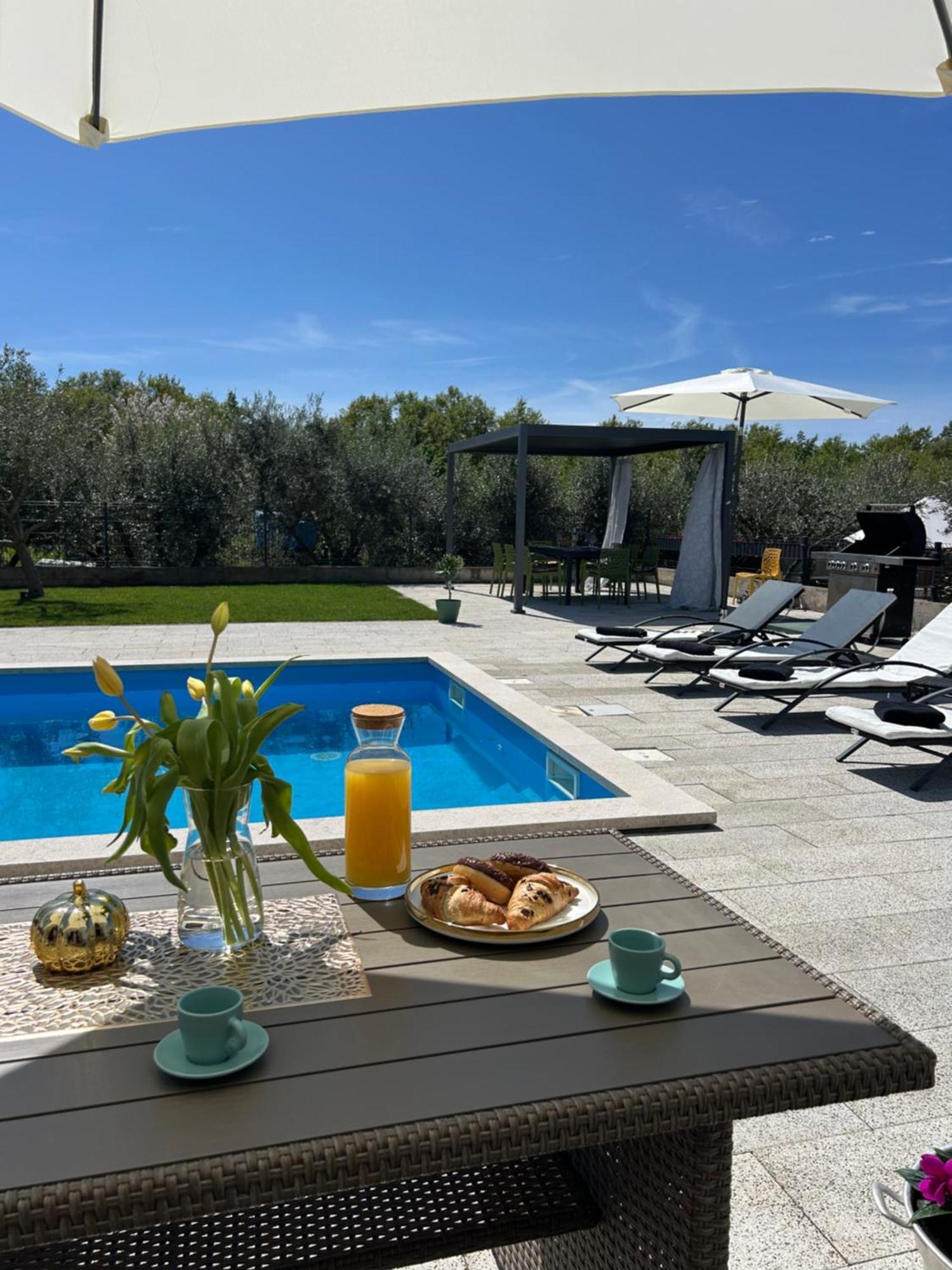 Villa Casa Storija Novigrad  Luaran gambar